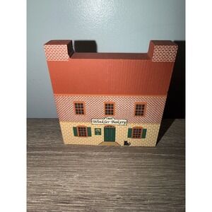 Vintage 1989 The Cats Meow Village Winkler Bakery Series VII Wooden Shelf Sitter